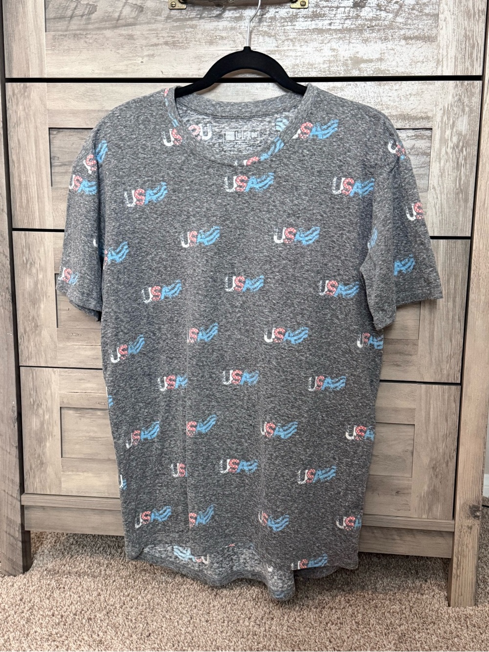 LuLaRoe Patrick Gray Short-Sleeve Tee with Red & Blue USA Print